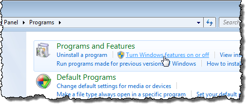 Windows 7에서 Windows 기능 사용 또는 사용 안 함 링크 클릭
